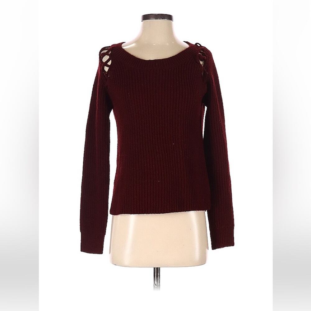 4SI3NNA maroon cable knit cold shoulder sweater, size small